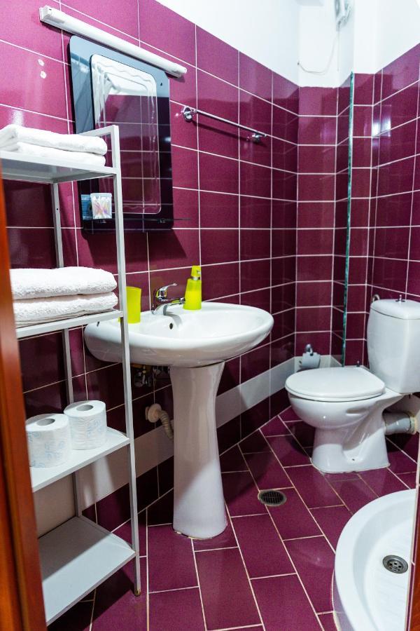 Work-Friendly Central Apartments, Sarandë 外观 照片