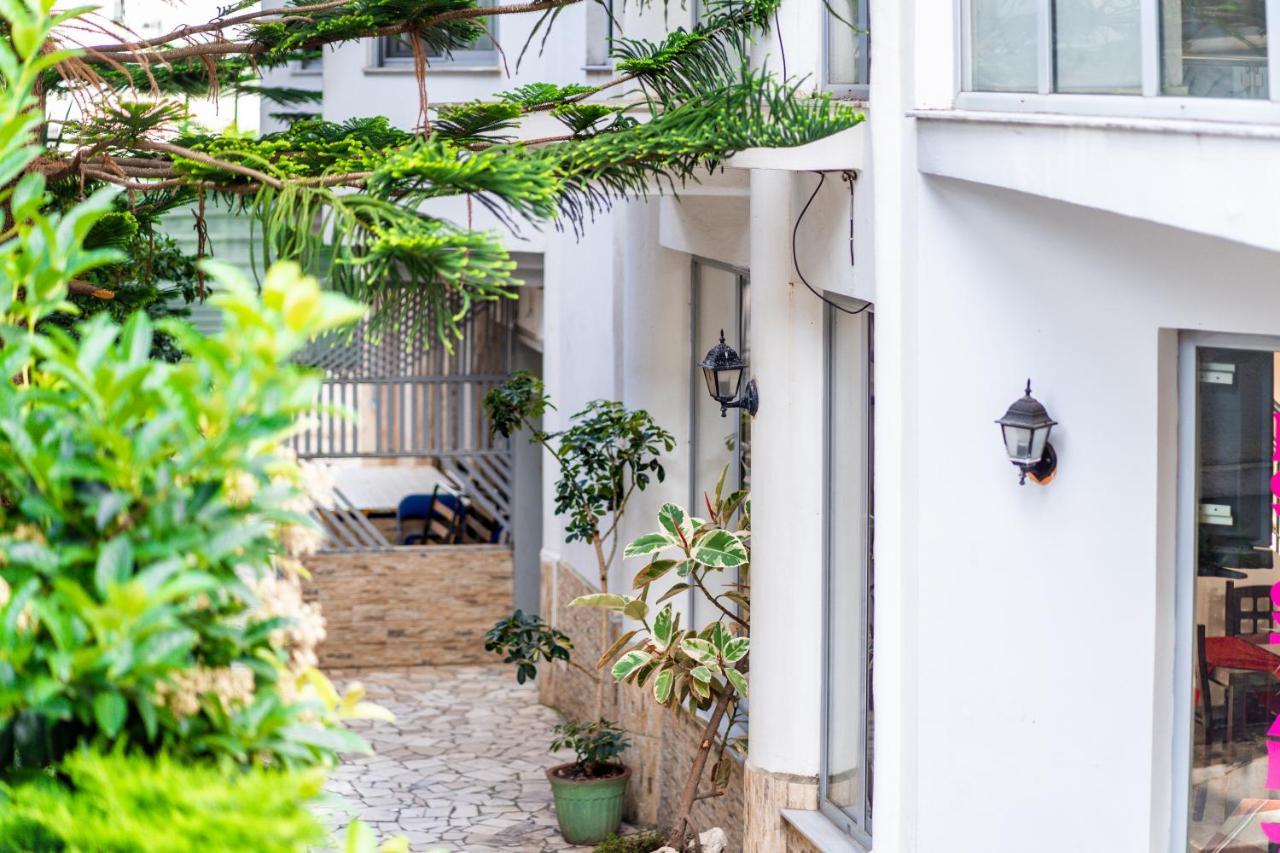 Work-Friendly Central Apartments, Sarandë 外观 照片